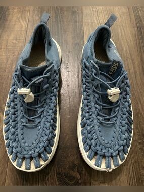 Keen Womens Size 8.5 Uneek 03 Coronet Blue Indigo Sneaker Sandals Shoes